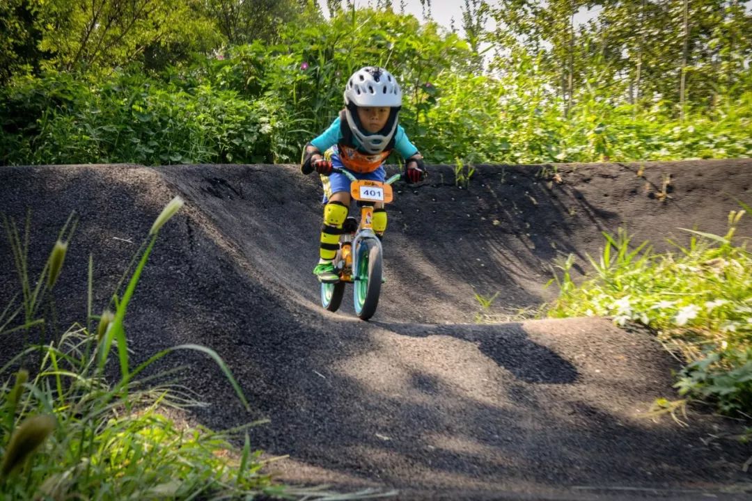 金秋十月泵道赛冠阳单车pumptrack个人计时赛