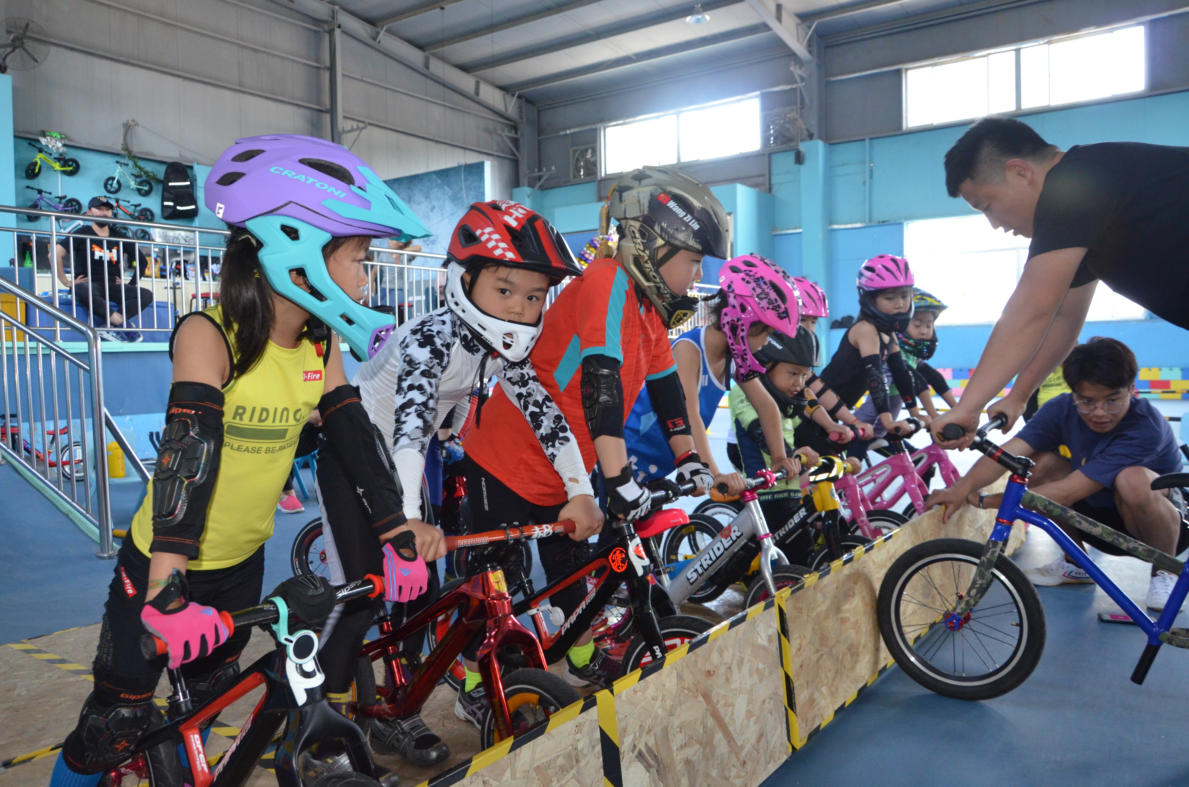 一起练训练营聊城超级英雄儿童成长中心